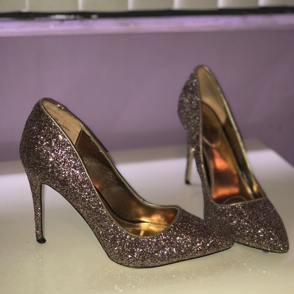 Glitter Blush pumps